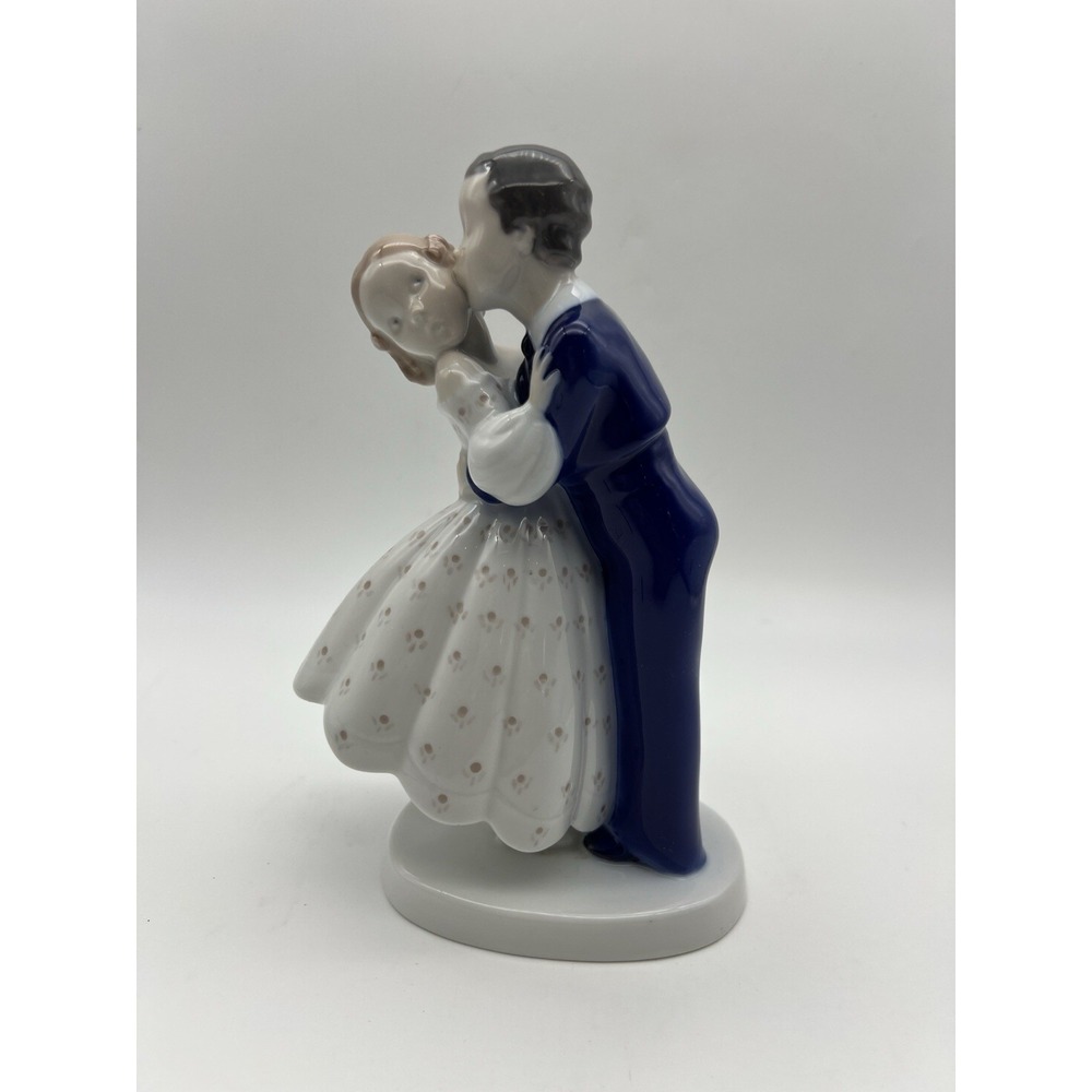 Bing & Grondahl #2162 Youthful Boldness by Claire Weiss Porcelain Figurine 7.75"